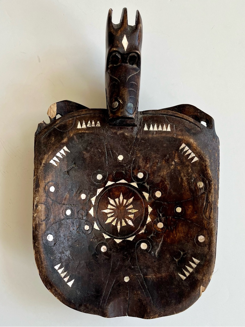 Wood Tribal Dragon Carved Trinket Dish With Mother of Pearl Inlay